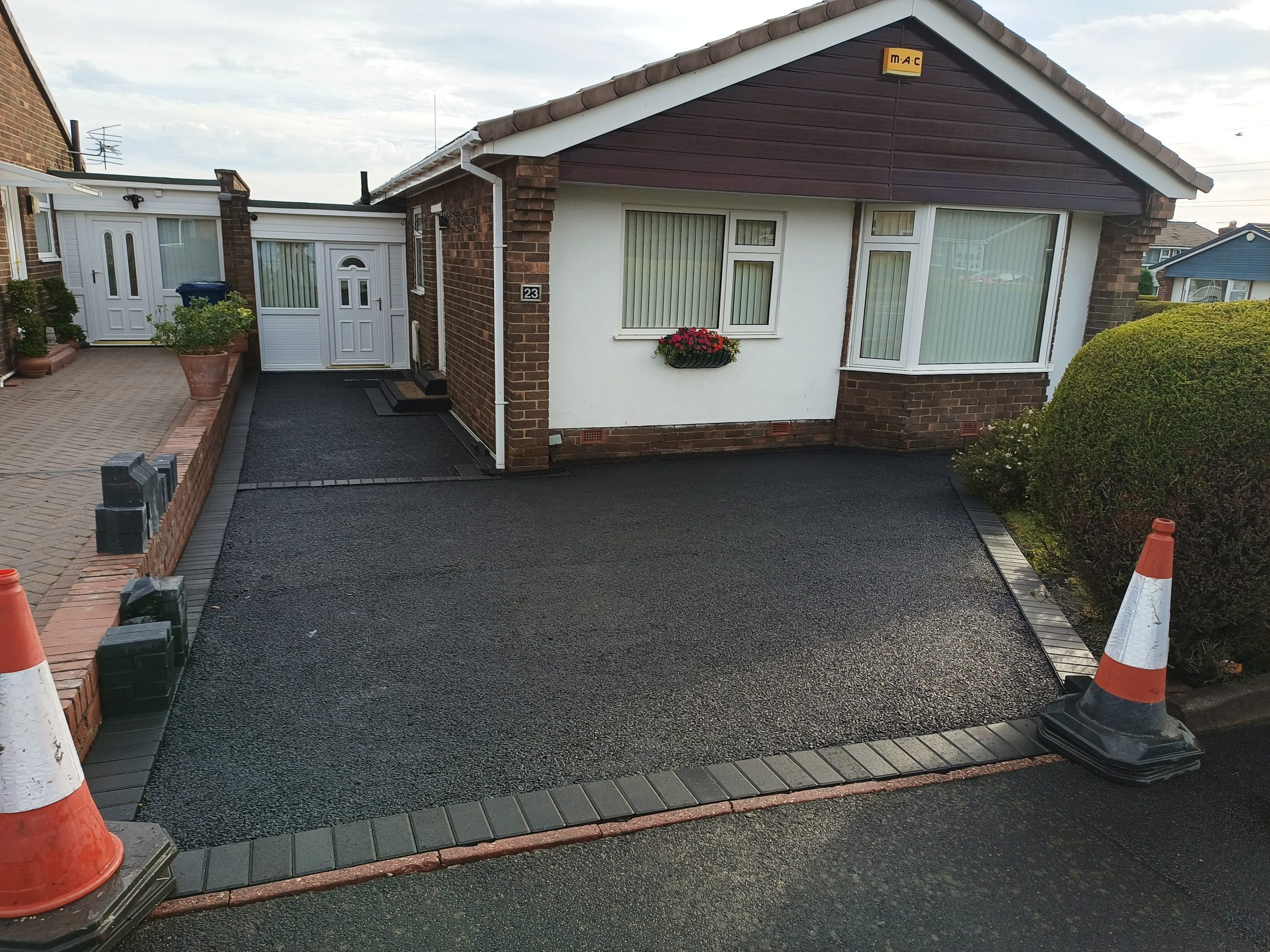 Rose Garden Resin Driveway in Chapelpark Newcastle upon Tyne