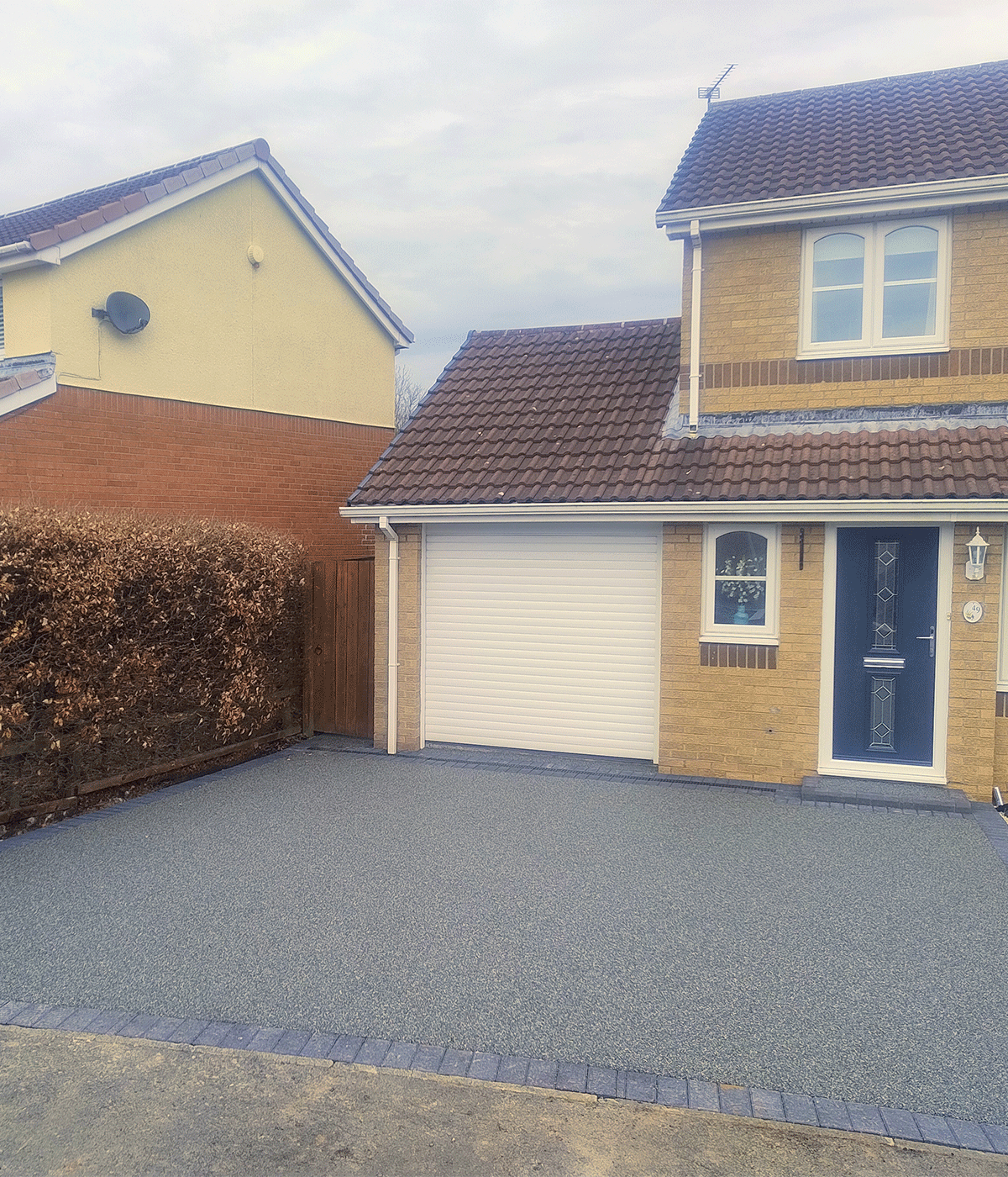 Daltex slate grey UV resin bound driveway